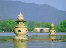 山紫水明の景色ー西湖